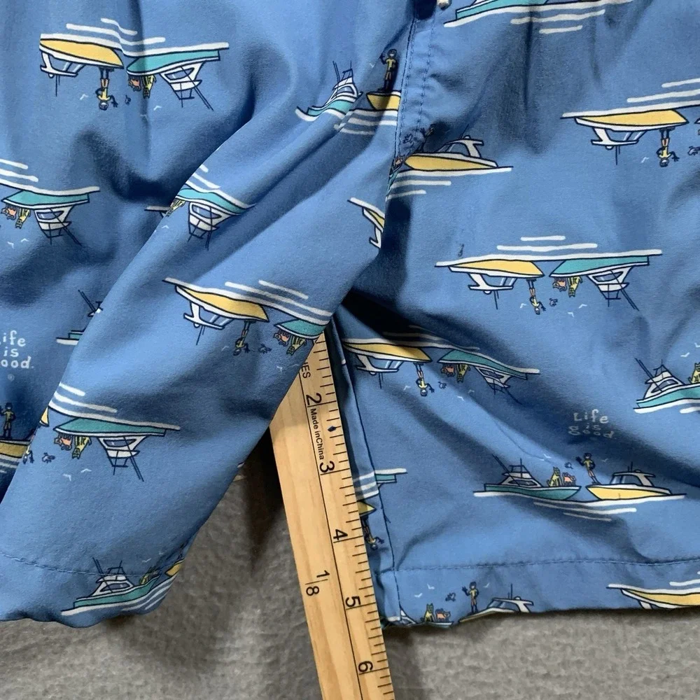 Life Is Good Men's Board Beach Shorts‎ Blue Boat Size S Americana